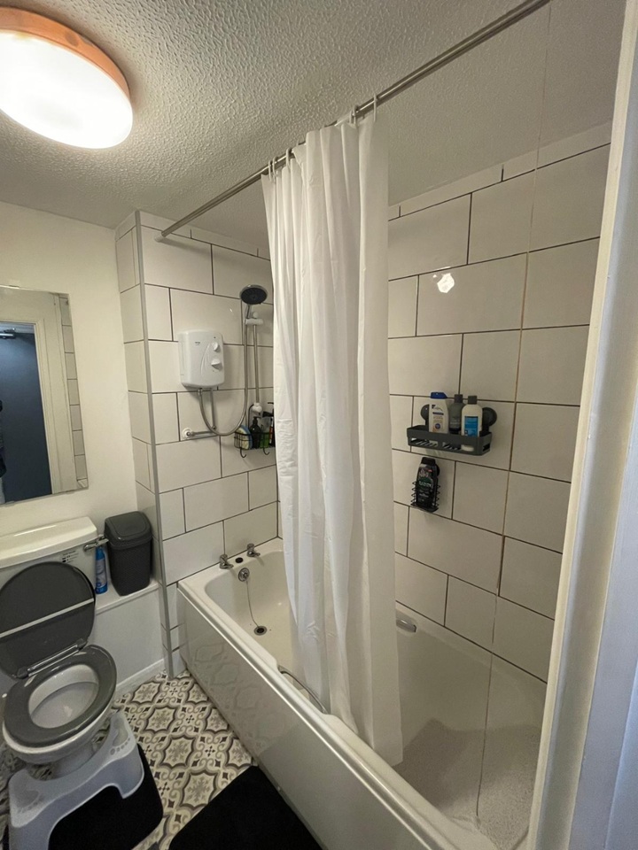 Additional image 3 of Room in a Shared Flat, Player Street, NG7, N1 7GU