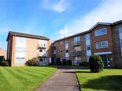 2 Bed Flat, Caroline Court, RG1
