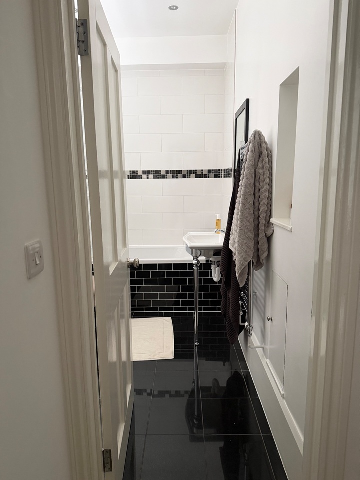Additional image 7 of Room in a Shared Flat, Ilchester Mansions, W8, N1 7GU