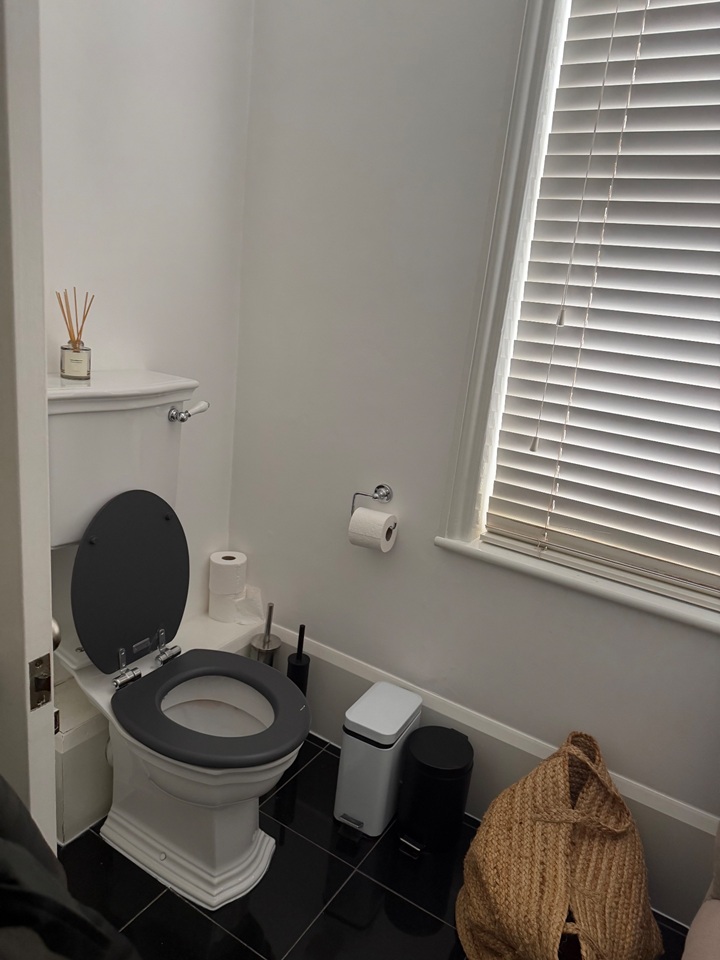 Additional image 9 of Room in a Shared Flat, Ilchester Mansions, W8, N1 7GU