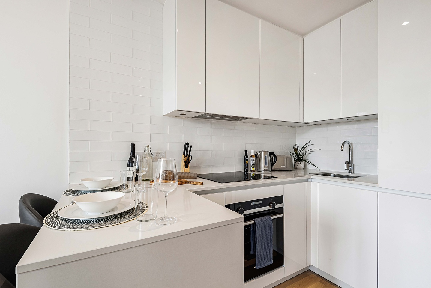 Additional image 2 of 1 Bed Flat, Gravity Royal Heights, RG1, N1 7GU