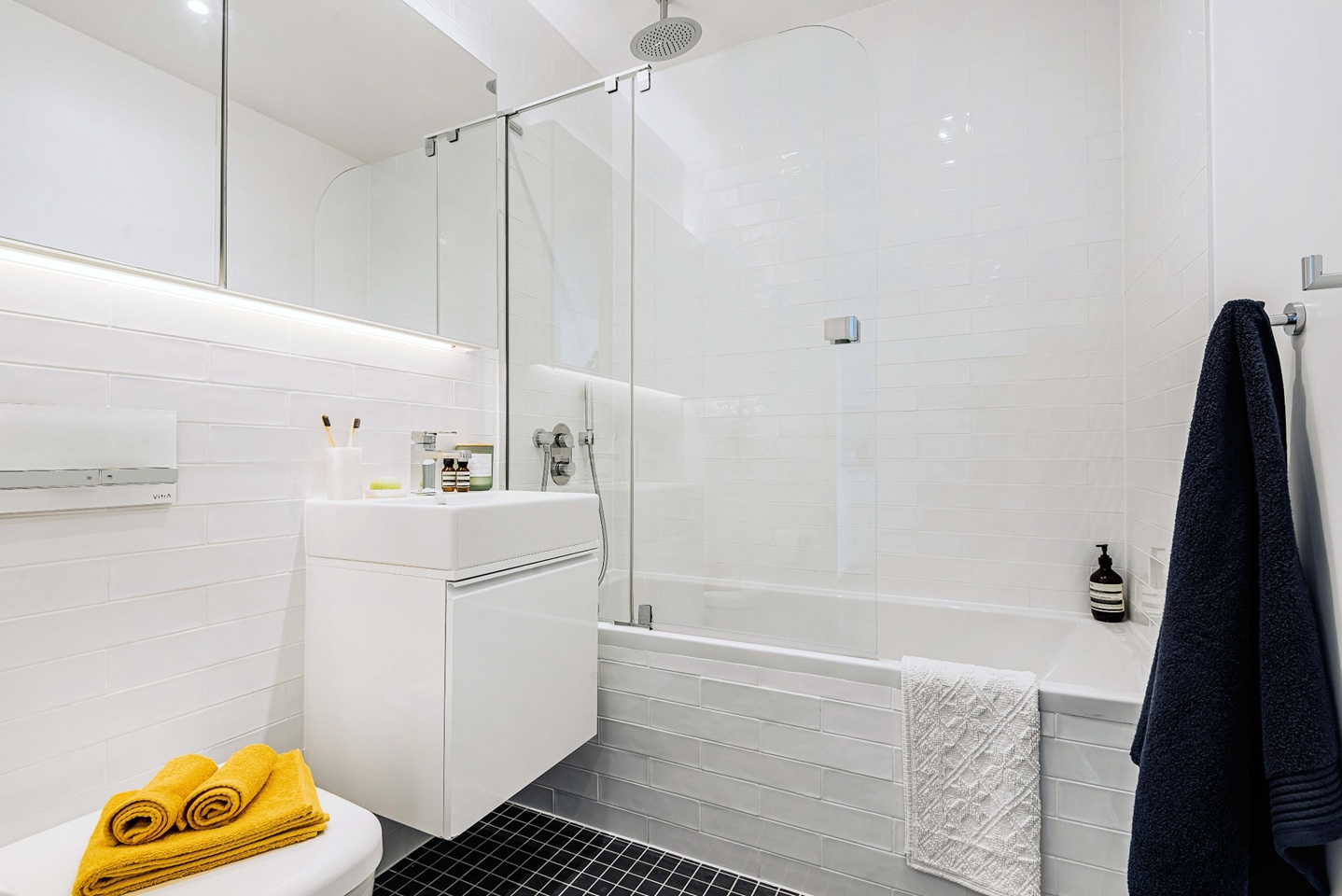 Additional image 7 of 1 Bed Flat, Gravity Royal Heights, RG1, N1 7GU