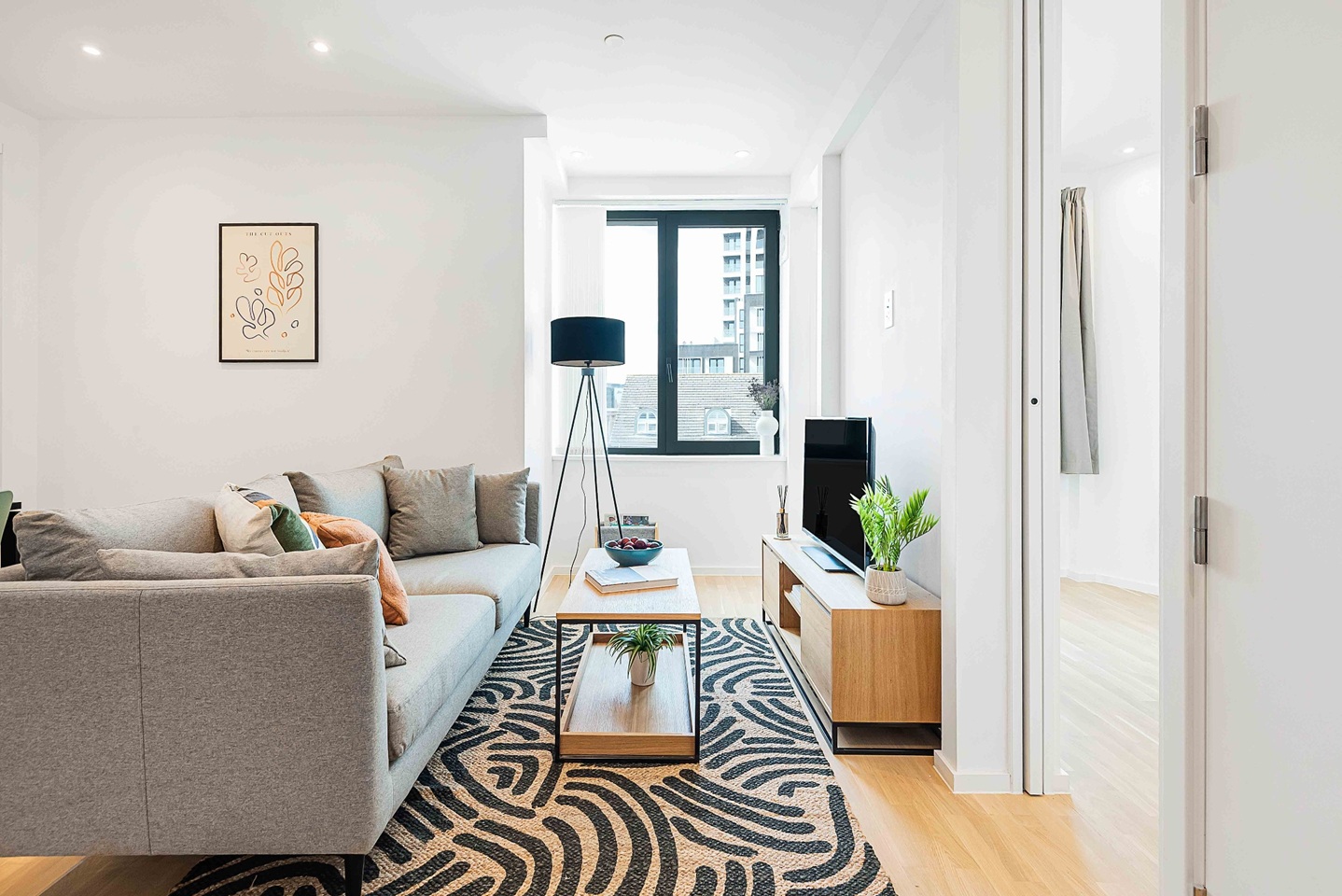 Additional image 3 of 2 Bed Flat, Gravity Royal Heights, RG1, N1 7GU