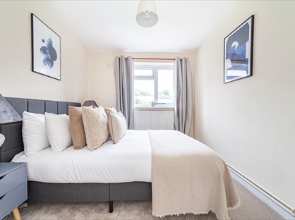 4 Bed Flat, Morris Gardens, SW18