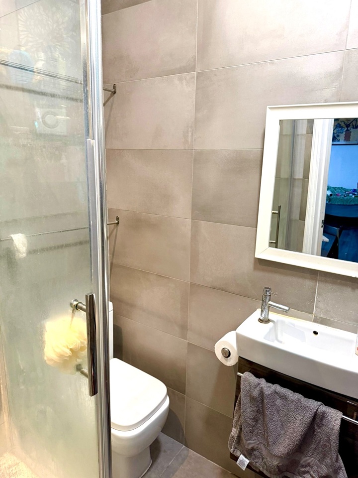 Additional image 9 of Studio Flat, Commercial Road, E1, N1 7GU