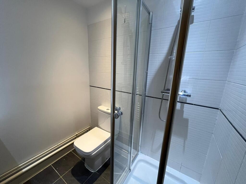 Additional image 5 of 2 Bed Flat, Dyche St, M4, N1 7GU