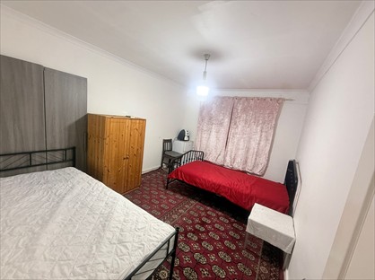 Room in a Shared House, West House, IG11
