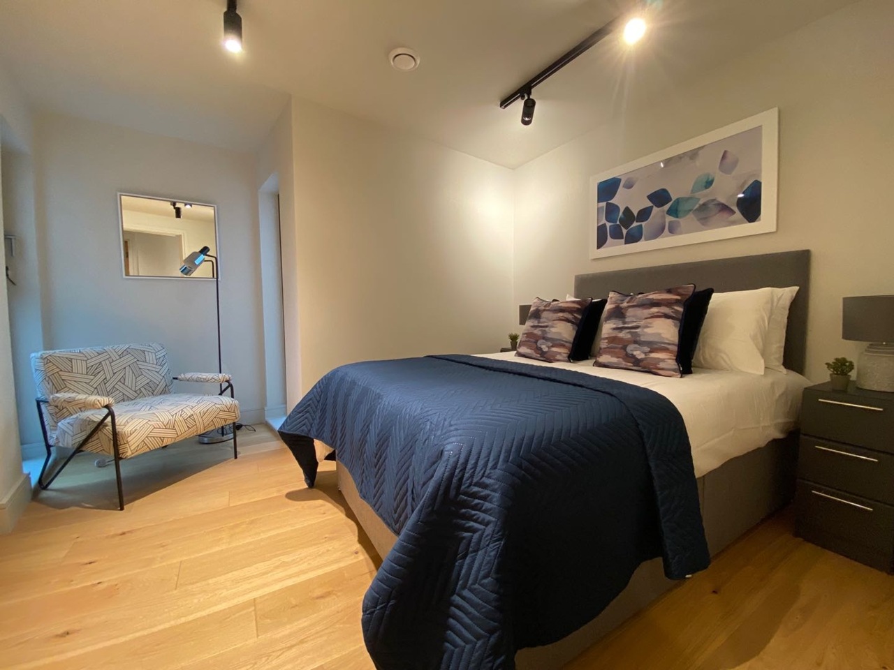 Additional image 4 of 2 Bed Flat, Tower Bridge Road, SE1, N1 7GU