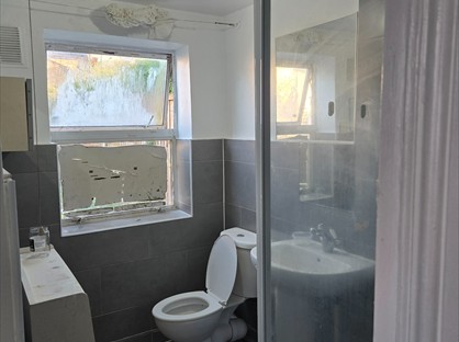 4 Bed Terraced House, Trevelyan Road, E15