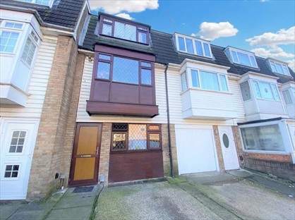 4 Bed Terraced House, Atkinson Road, E16
