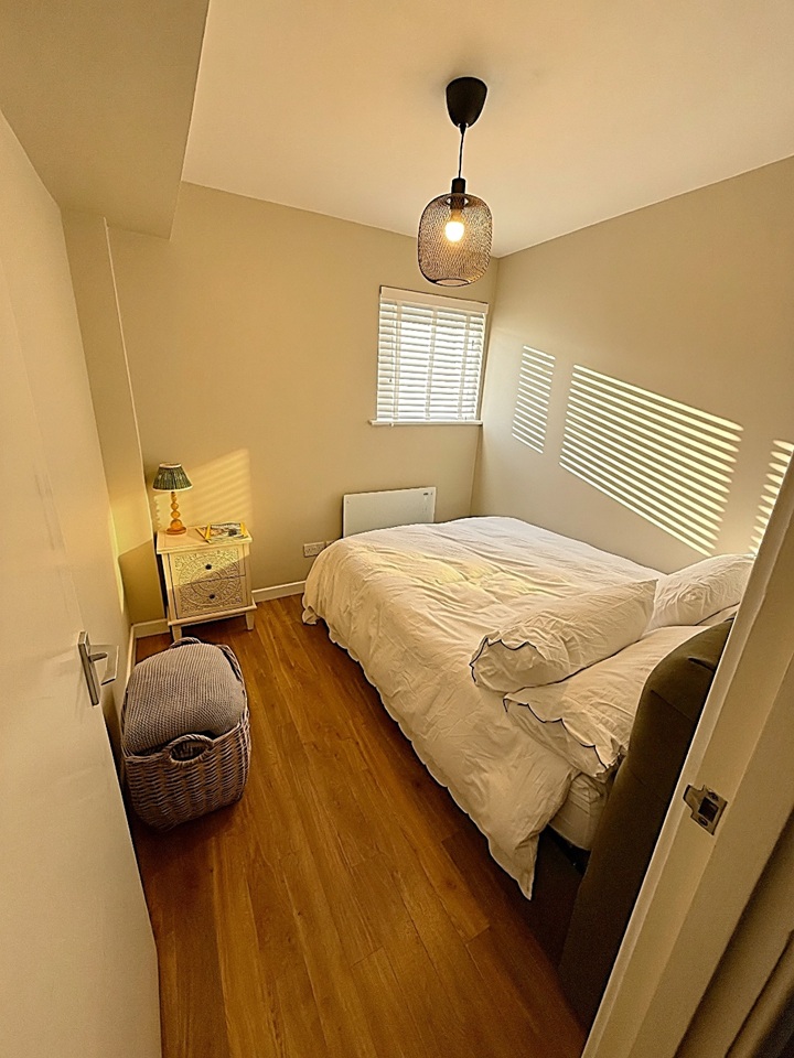 Additional image 4 of 2 Bed Flat, Maynards Quay, E1W, N1 7GU