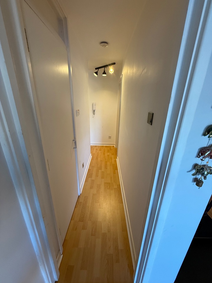 Additional image 7 of 2 Bed Flat, Maynards Quay, E1W, N1 7GU