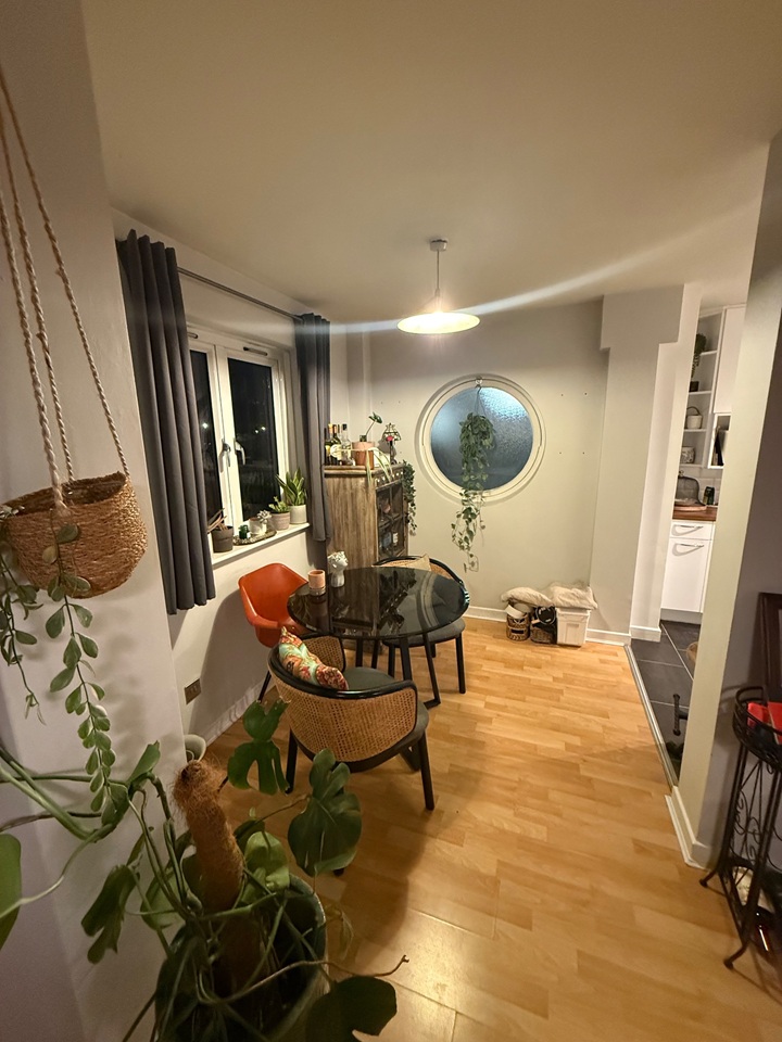 Additional image 12 of 2 Bed Flat, Maynards Quay, E1W, N1 7GU