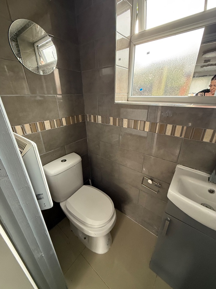 Additional image 5 of 5 Bed Semi-Detached House, Chalfont Close, CB1, N1 7GU