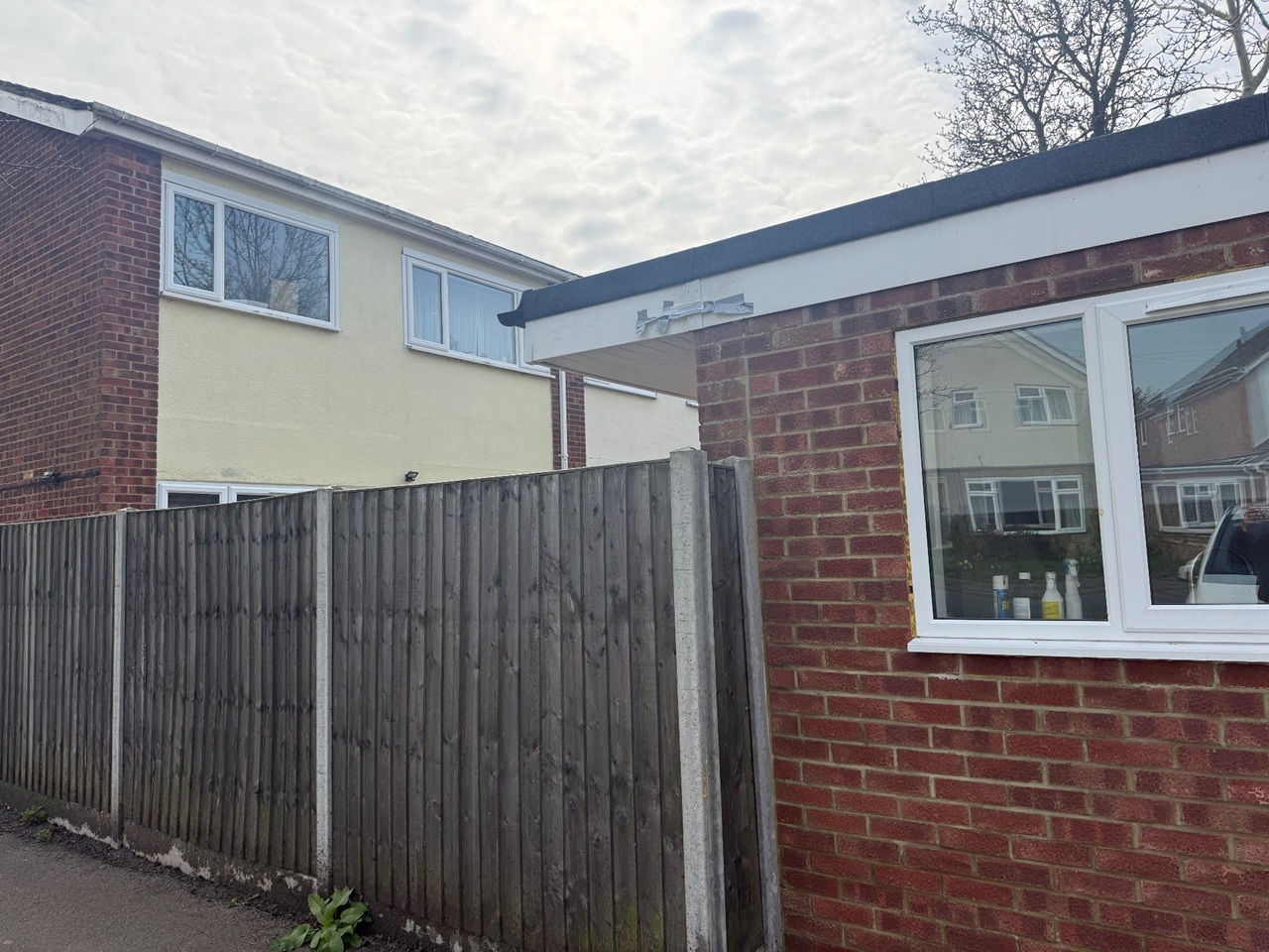 Additional image 7 of 5 Bed Semi-Detached House, Chalfont Close, CB1, N1 7GU