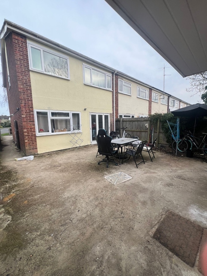 Additional image 9 of 5 Bed Semi-Detached House, Chalfont Close, CB1, N1 7GU