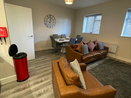 2 Bed Flat, Northgate Street, SA71