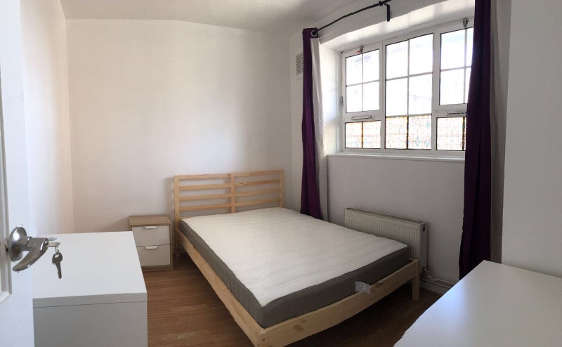 Room in a Shared Flat, Shadwell Place, E1, N1 7GU