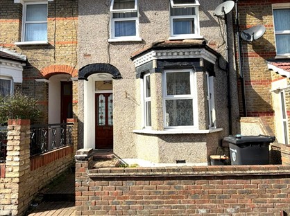 3 Bed Terraced House, St Johns Road, DA12