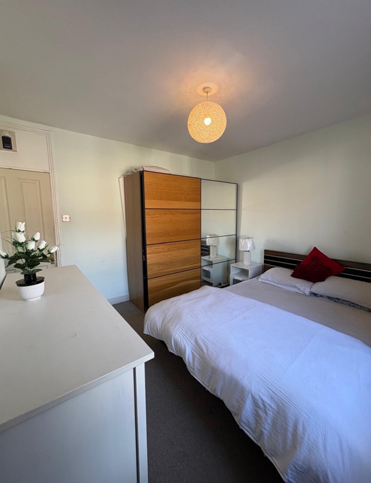 Room in a Shared House, Filey Road, RG1, N1 7GU