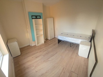 Room in a Shared House, Newman Road, B24