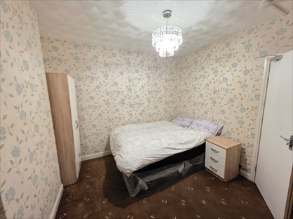 Room in a Shared House, Colonial Road, B9