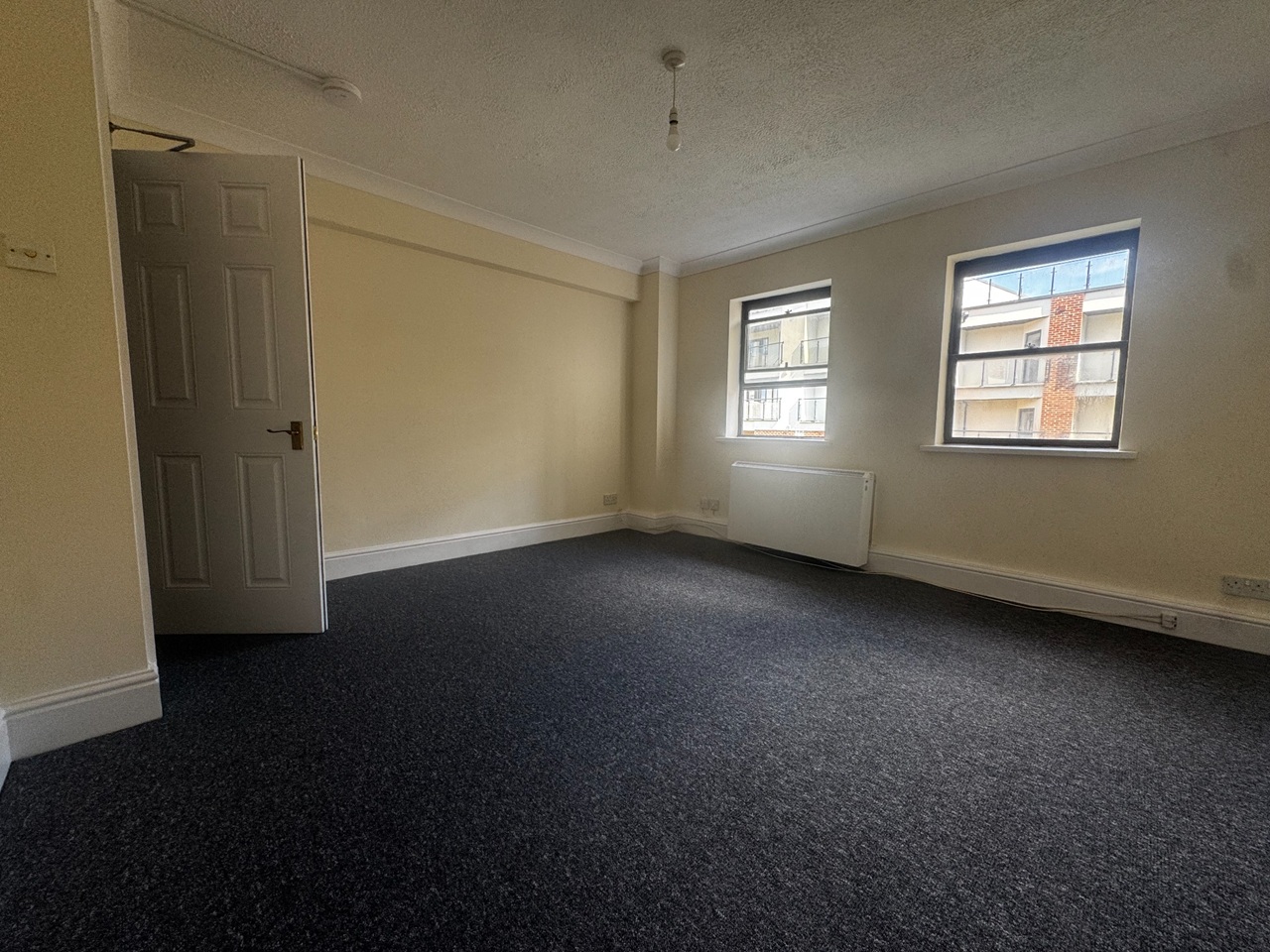 Additional image 4 of 3 Bed Flat, Lowmans House, SO17, N1 7GU