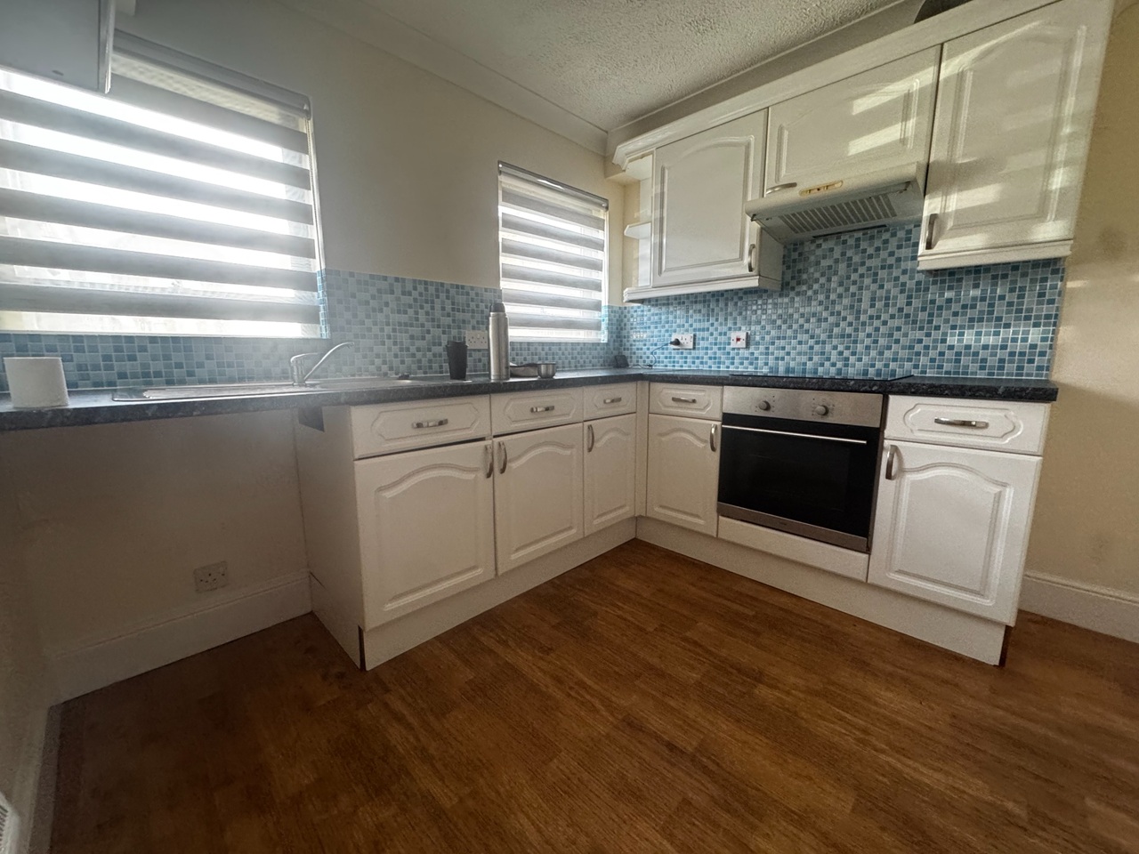 Additional image 3 of 3 Bed Flat, Lowmans House, SO17, N1 7GU