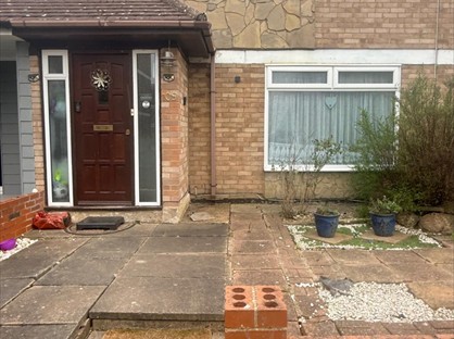 3 Bed Terraced House, Ballards Walk, SS15