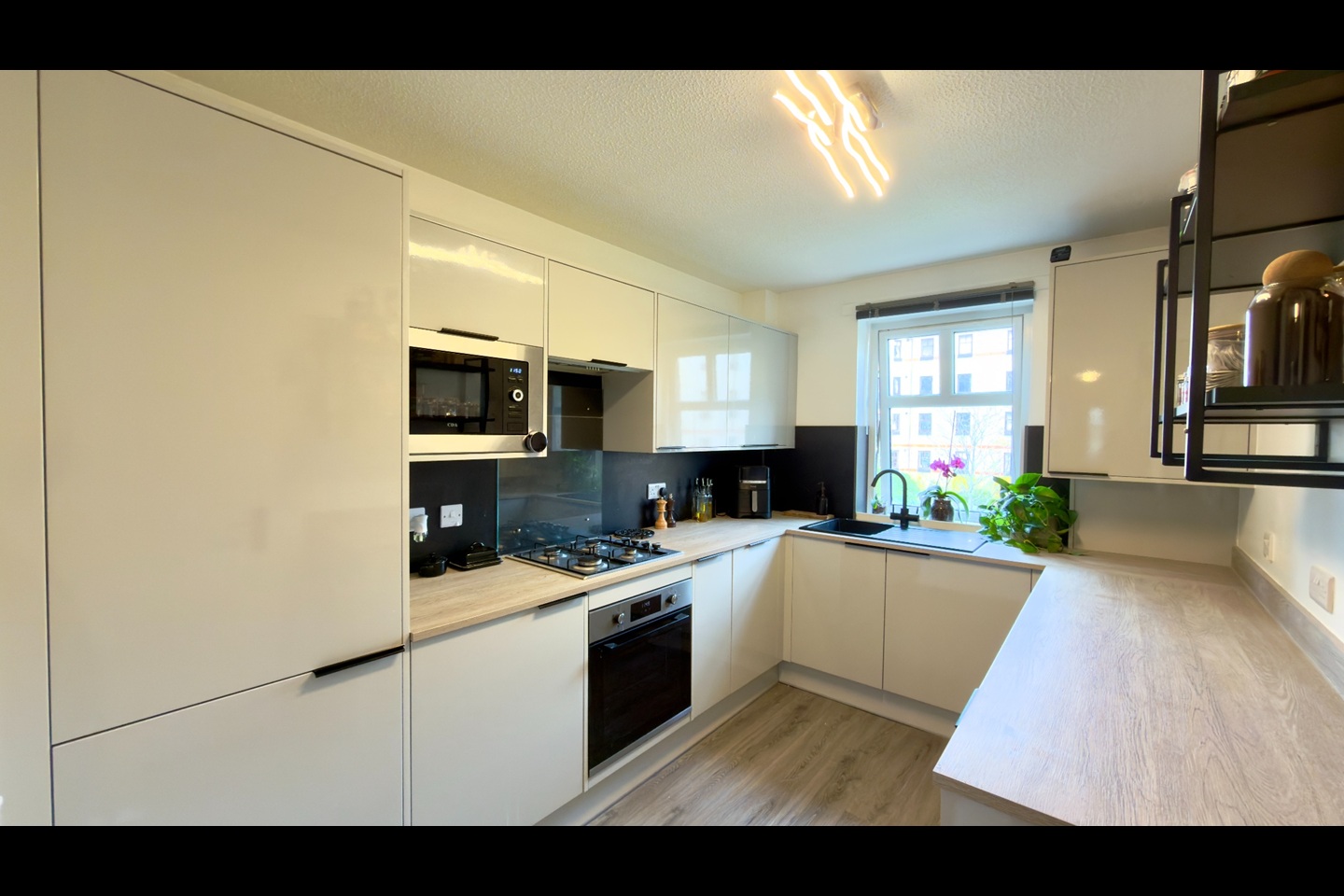 Additional image 11 of 2 Bed Flat, West Bryson Road, EH11, N1 7GU