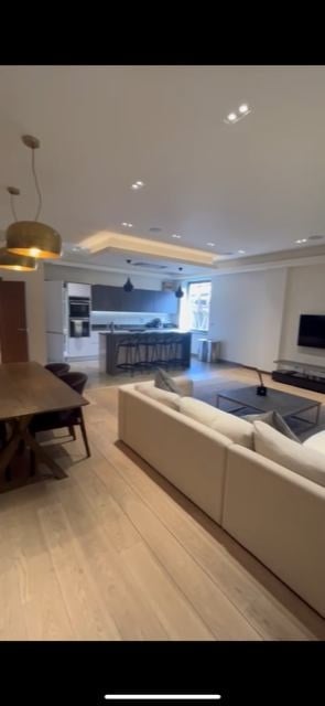 Room in a Shared Flat, Glasshill St, SE1, N1 7GU