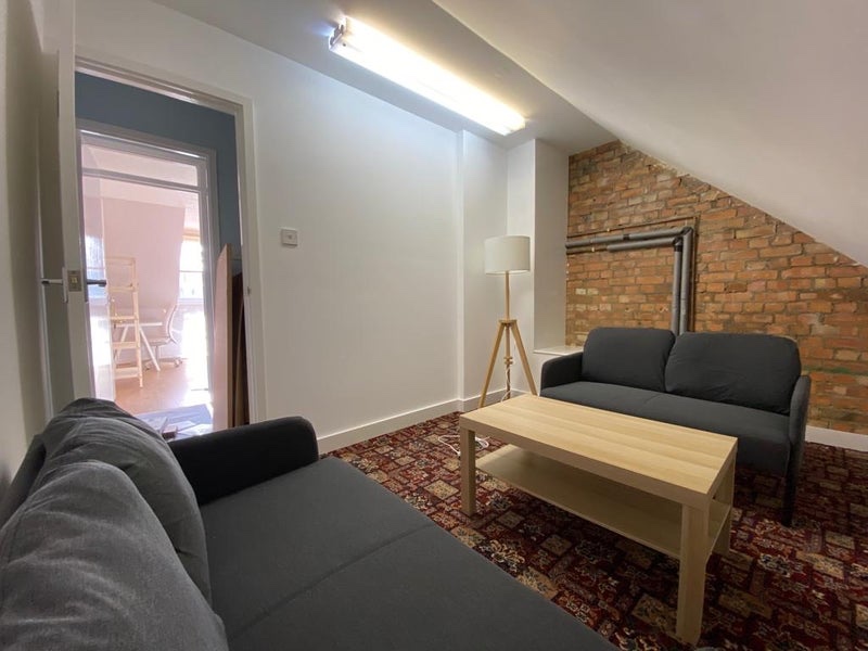 Additional image 5 of Room in a Shared Flat, Khyber Road, SW11, N1 7GU