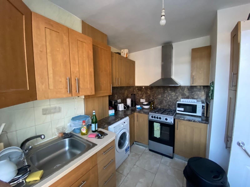 Additional image 5 of Room in a Shared Flat, Clapham High St, SW4, N1 7GU