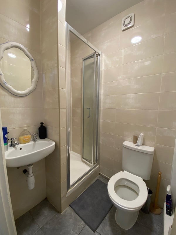 Additional image 9 of Room in a Shared Flat, Clapham High St, SW4, N1 7GU
