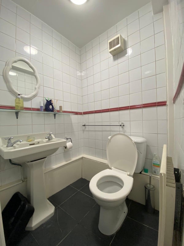 Additional image 10 of Room in a Shared Flat, Clapham High St, SW4, N1 7GU