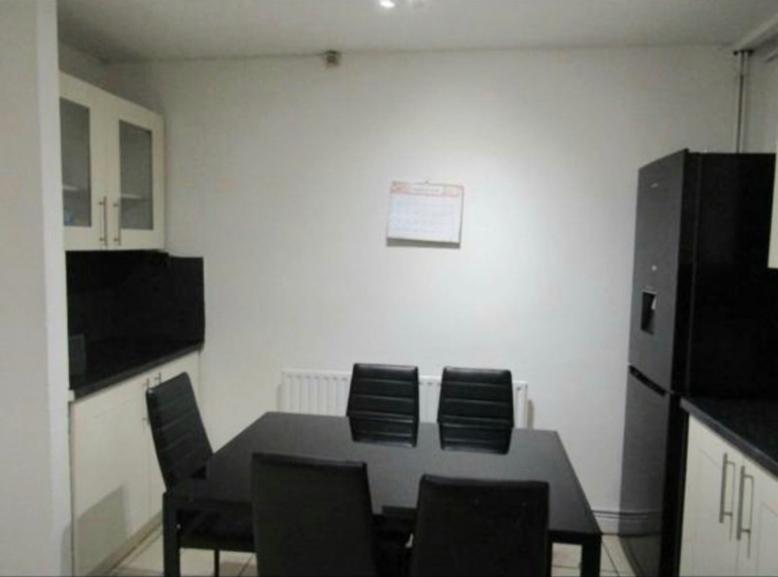 Additional image 4 of Room in a Shared House, Swinford Garden, SW9, N1 7GU