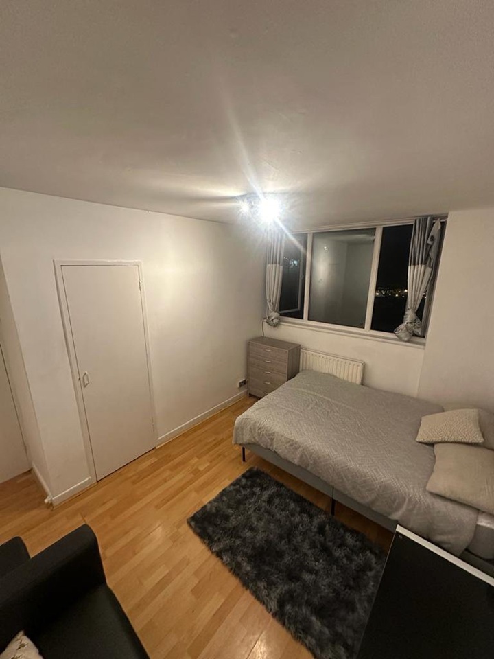 Additional image 6 of Room in a Shared House, Swinford Garden, SW9, N1 7GU