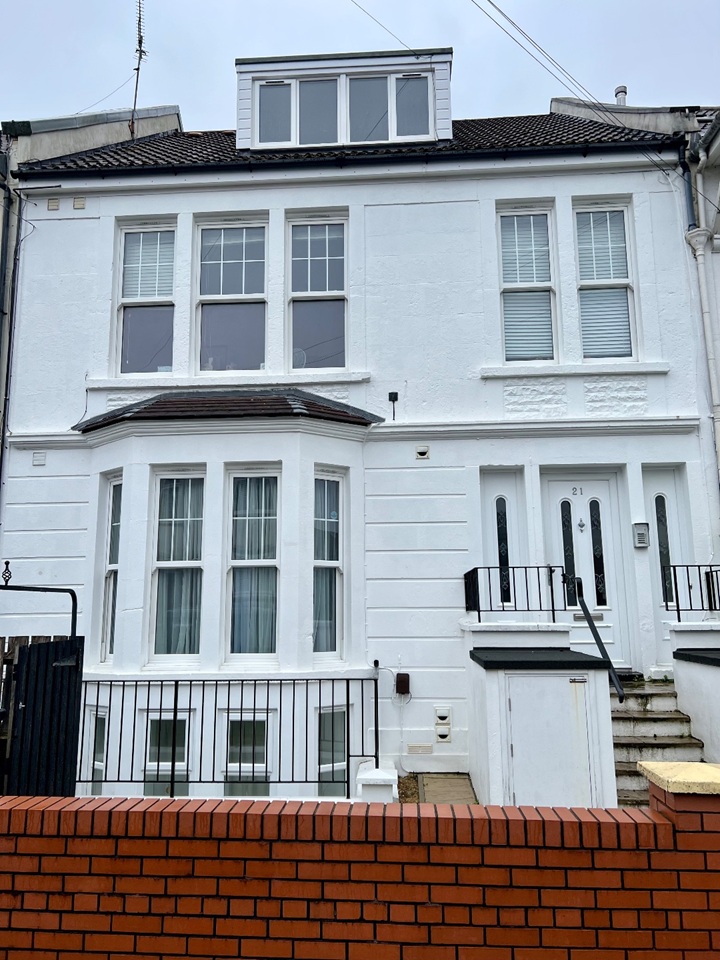 Studio Flat, Dundonald Road, BS6, N1 7GU