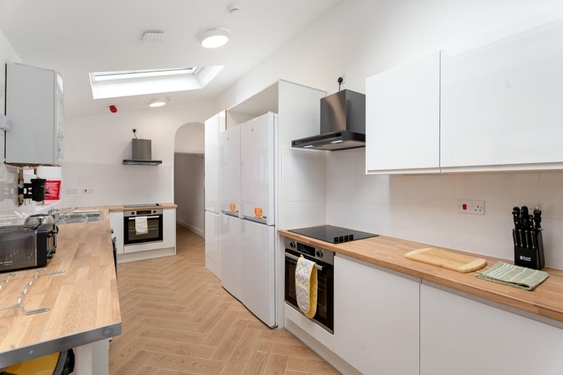 Additional image 9 of Room in a Shared House, Station Road, B14, N1 7GU