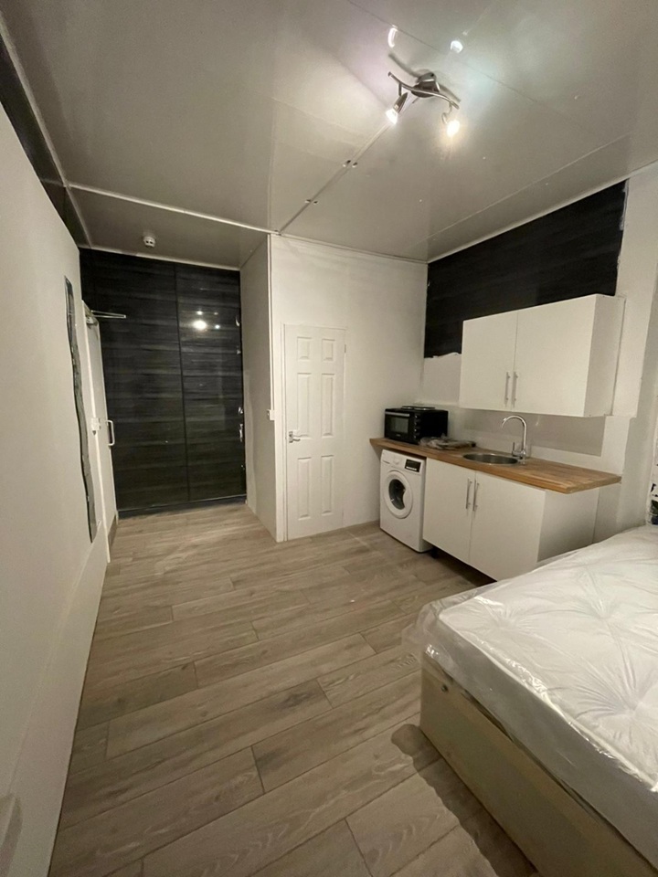 Additional image 3 of Studio Flat, Southampton Road, NW5, N1 7GU