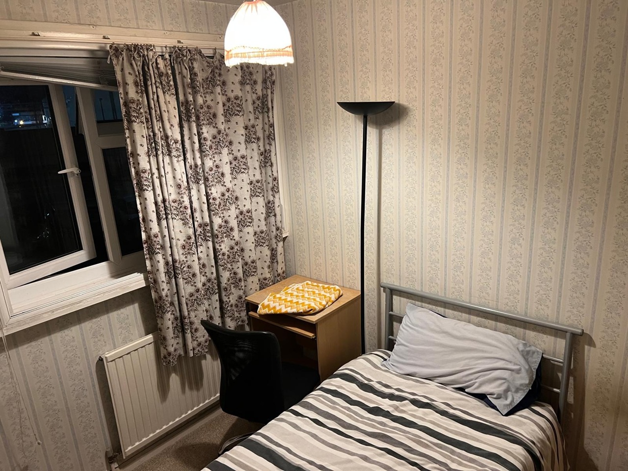 Additional image 2 of Room in a Shared House, Tarnbrook Walk, M15, N1 7GU