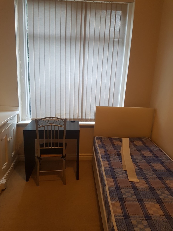 Additional image 3 of Room in a Shared House, Carnforth St, M14, N1 7GU