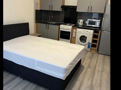8 Bed Terraced House, Sheffield Road, S70