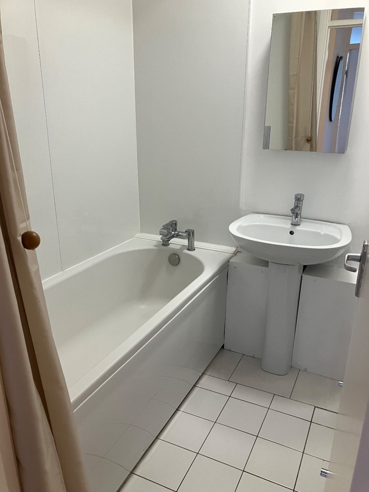 Additional image 6 of Room in a Shared Flat, Shearsmith House, E1, N1 7GU