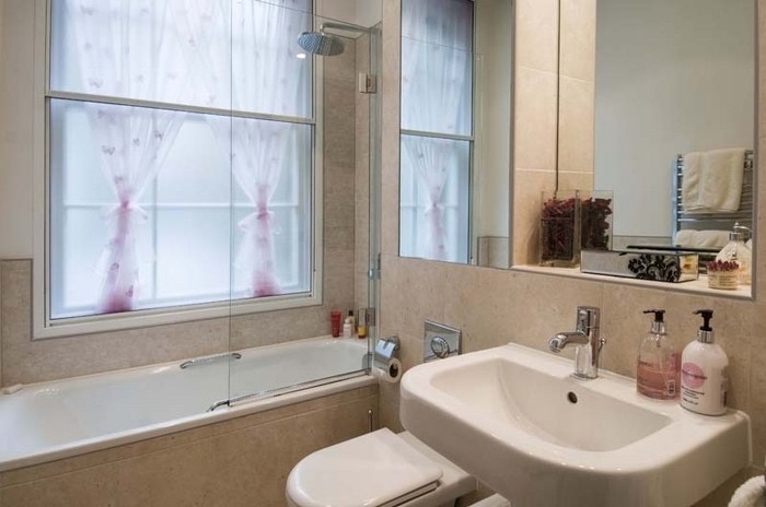 2 Bed Flat, Barter St, WC1A photo 5