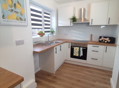 3 Bed Semi-Detached House, Kingston Road, DN16