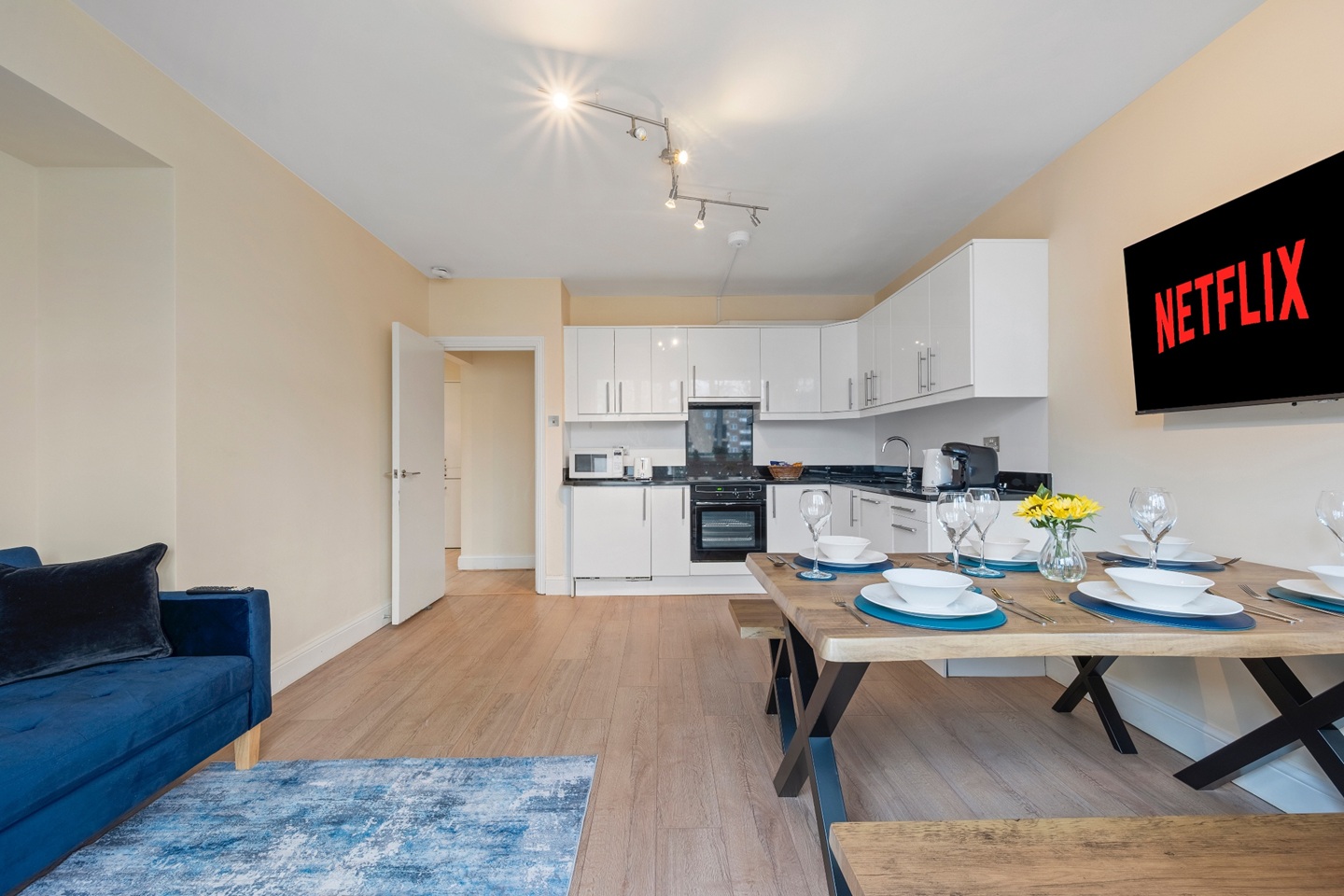 Additional image 4 of 2 Bed Flat, Storrington, WC1H, N1 7GU