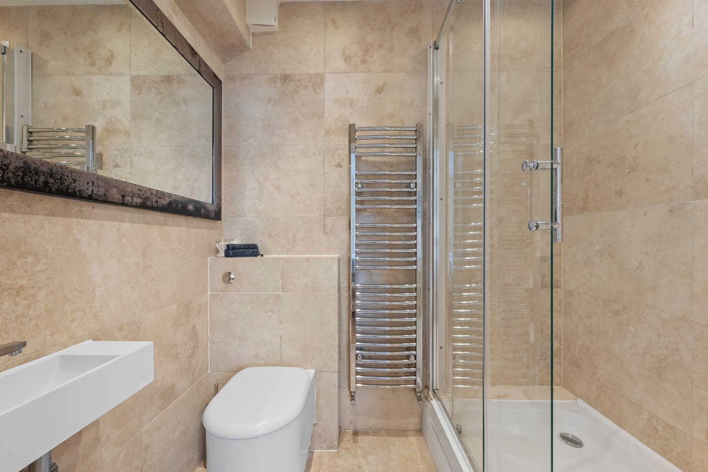 Additional image 8 of 2 Bed Flat, Storrington, WC1H, N1 7GU