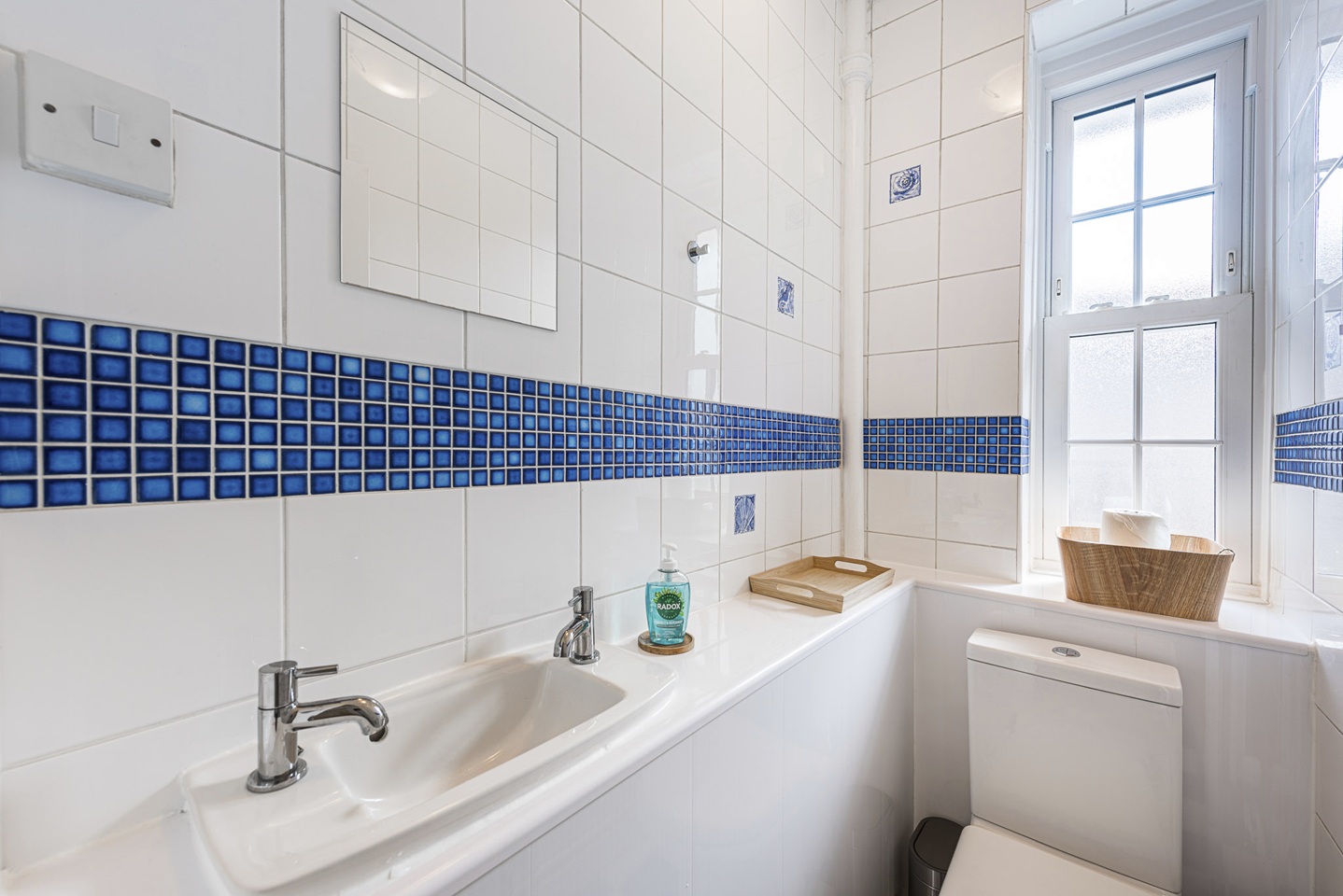 Additional image 15 of 4 Bed Flat, Sumner Buildings, SE1, N1 7GU
