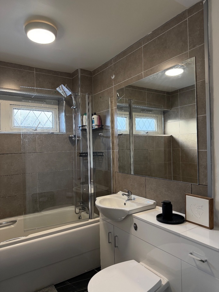 Additional image 14 of Room in a Shared House, Camden St, B18, N1 7GU